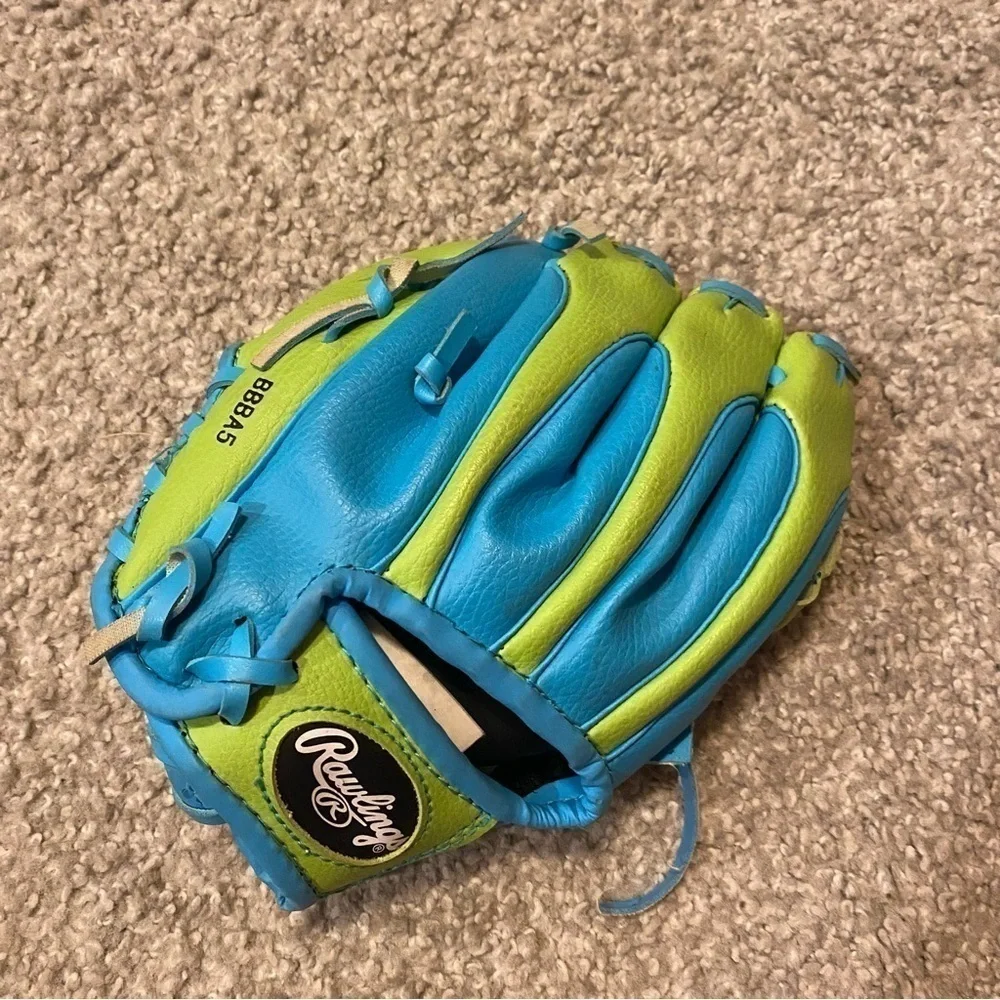 Rawlings Right Handed Glove PL85GB 8 1/2” Players Series Baseball Mitt Green